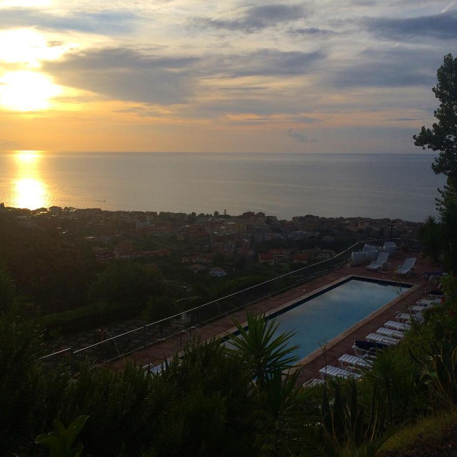 Villa Del Conte Tropea Exterior foto