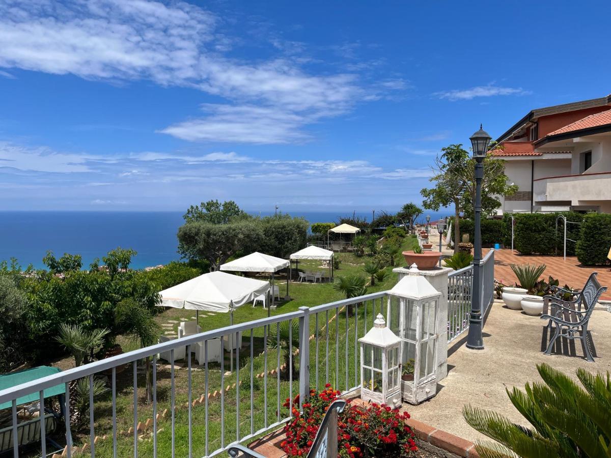 Villa Del Conte Tropea Exterior foto