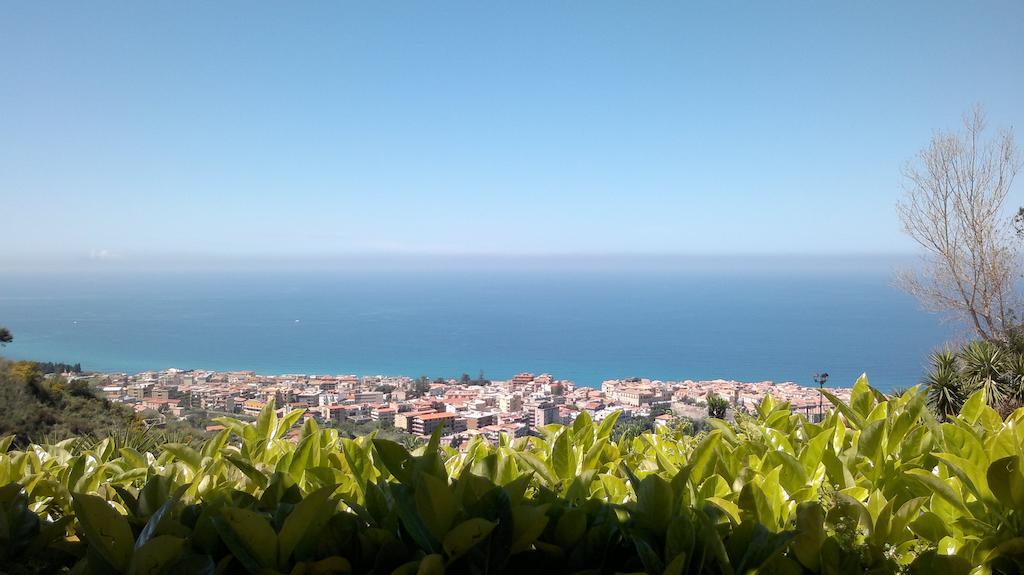 Villa Del Conte Tropea Exterior foto