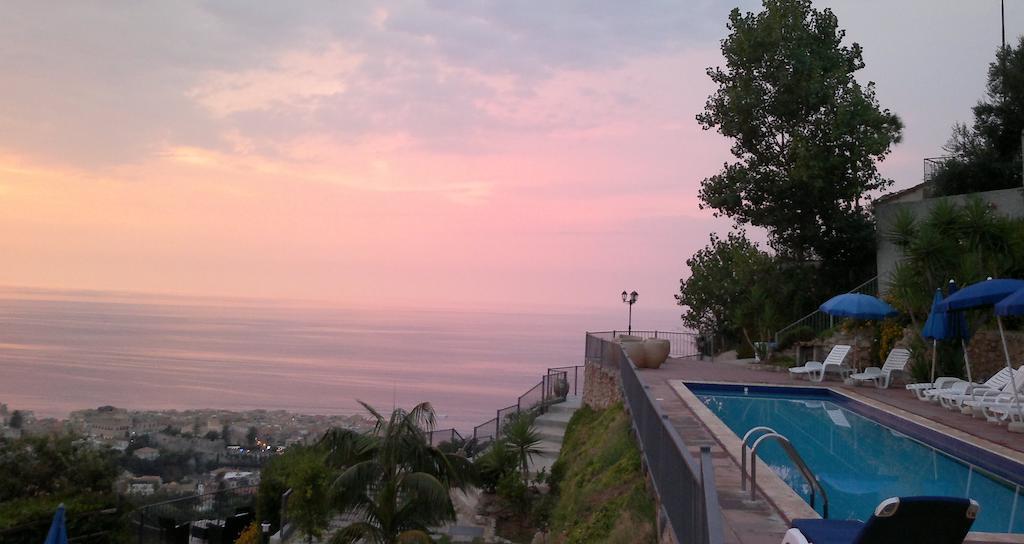 Villa Del Conte Tropea Exterior foto